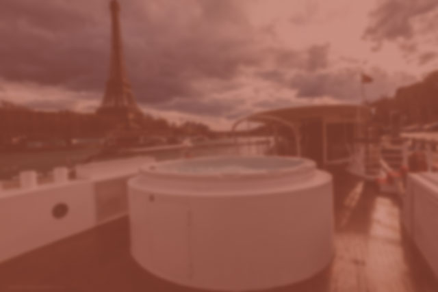 tr:Eiffel Tower